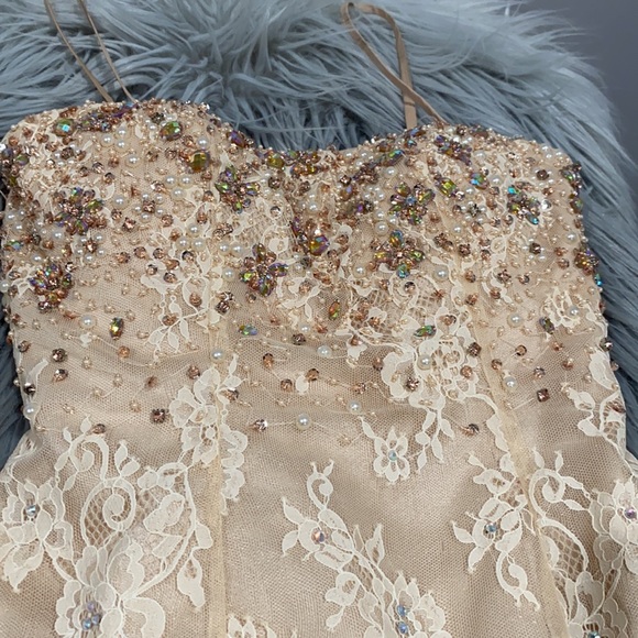 Sherri hill gown - Picture 3 of 12